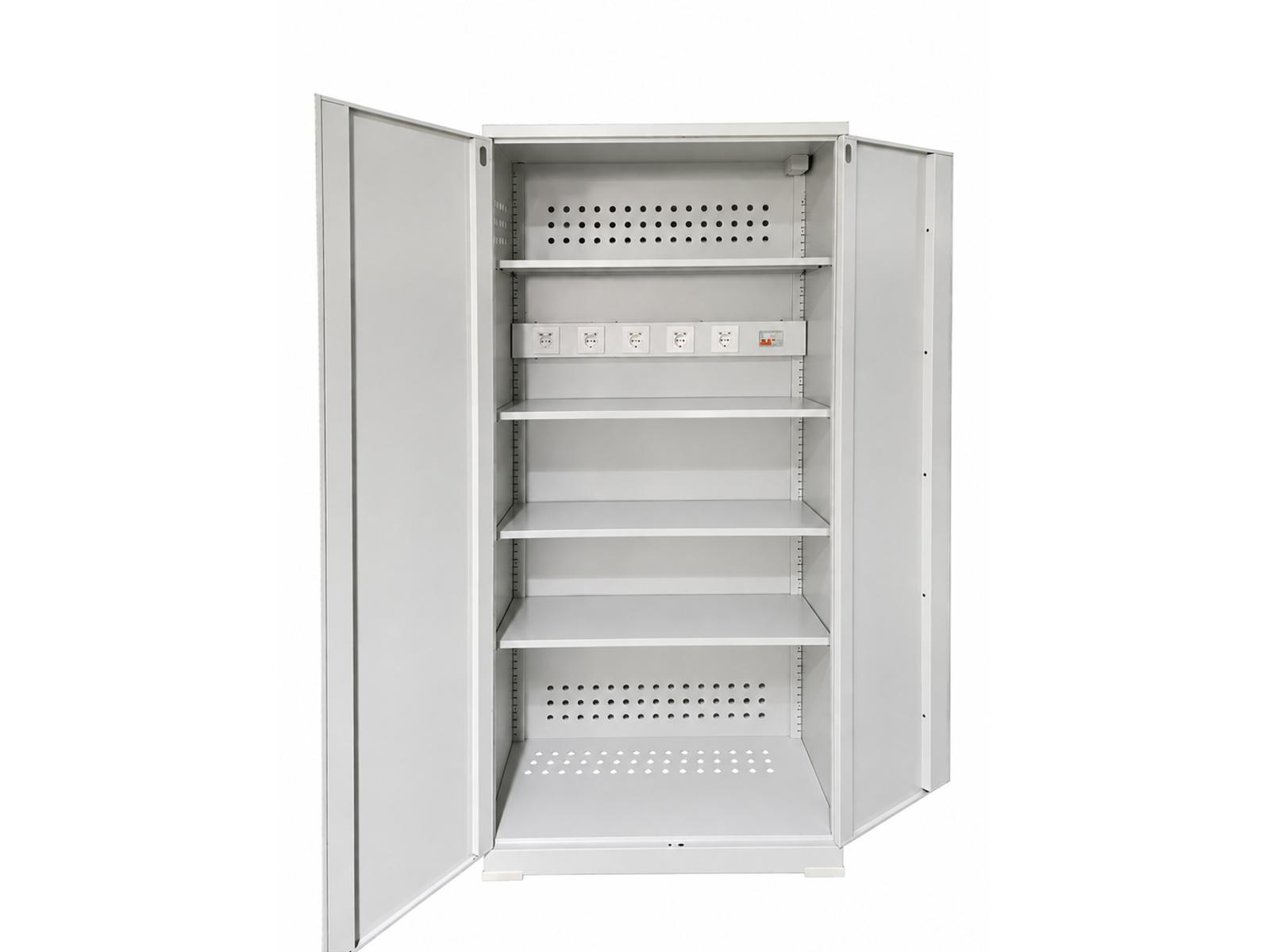 Flügeltürschrank mit Elektrifizierung mit 5 Steckdosen