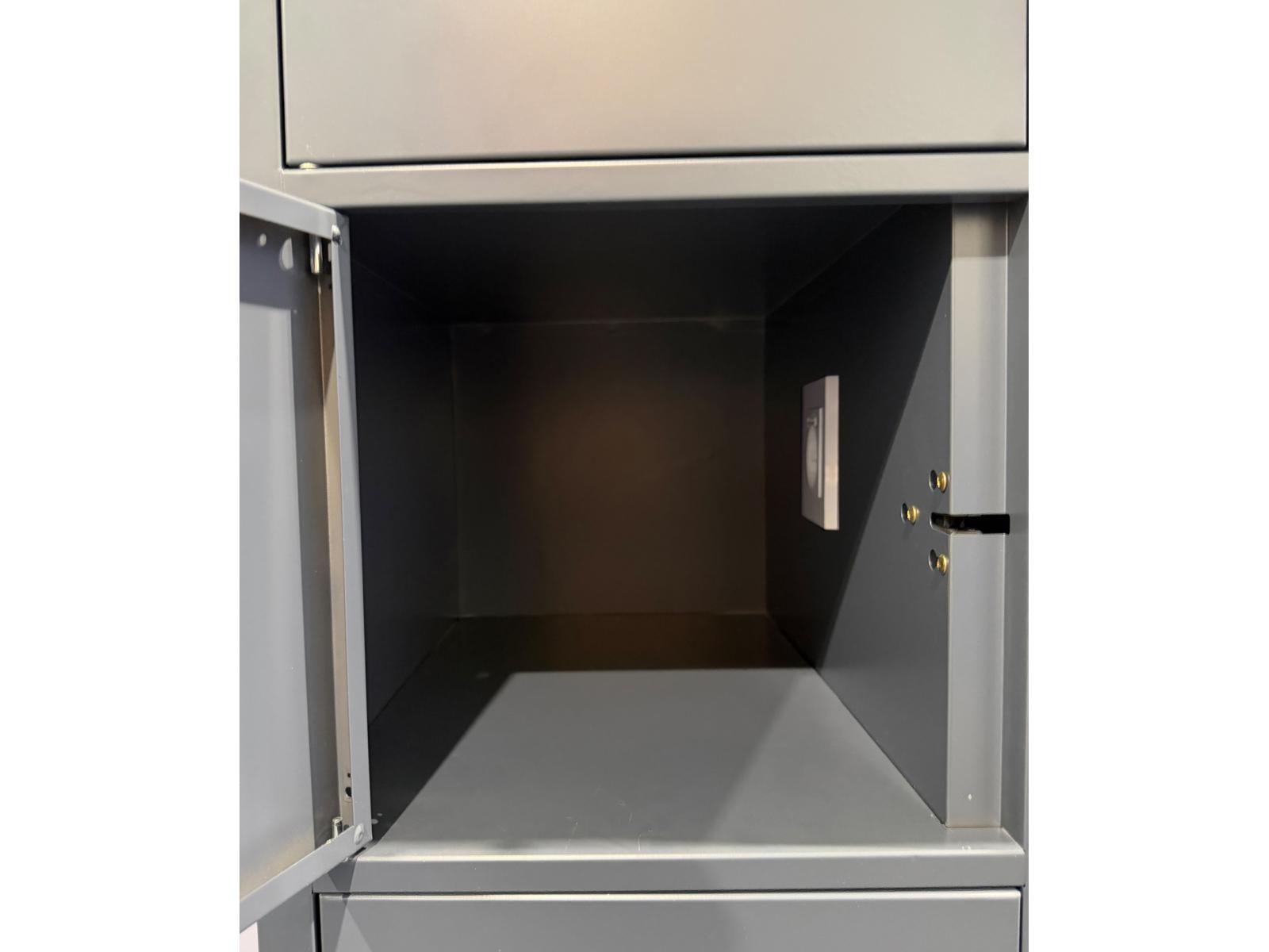 E-Spind Schließfachschrank Serie Spind ONE - 12 Fächer / 2 Abteile mit 4 integrierten Schließmöglichkeiten