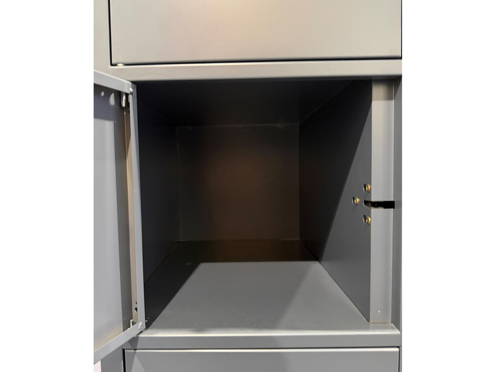 Schließfachschrank Serie Spind ONE - 12 Fächern / 2 Abteile mit Pin-Eingabe